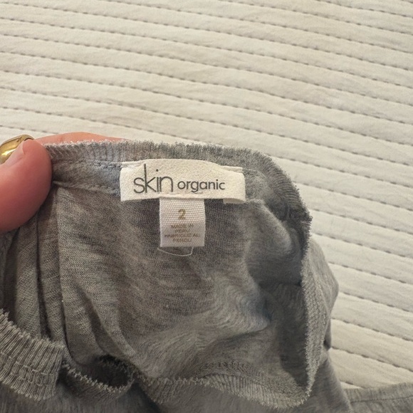 Skin Organic Cotton Gray Long Sleeve Top, Size 2 Medium, like new - Picture 5 of 5